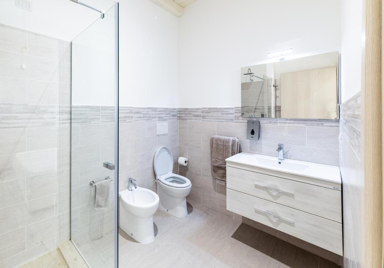 La Promenade Rooms & Suites Ольбия Экстерьер фото
